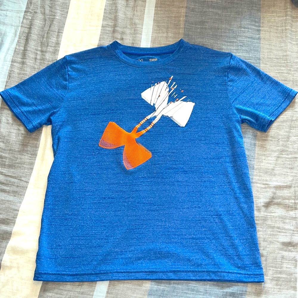 Short sleeve tshirt